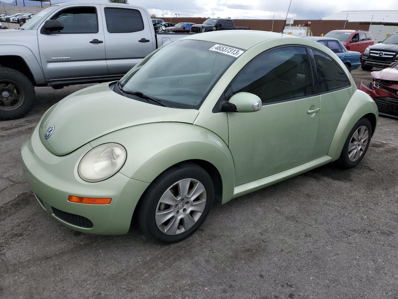 VOLKSWAGEN NEW BEETLE 2008