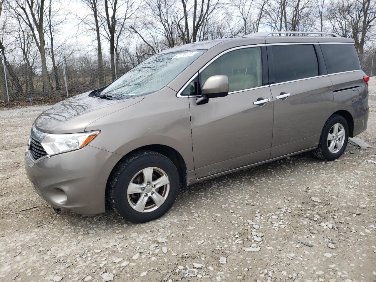 NISSAN QUEST 2017