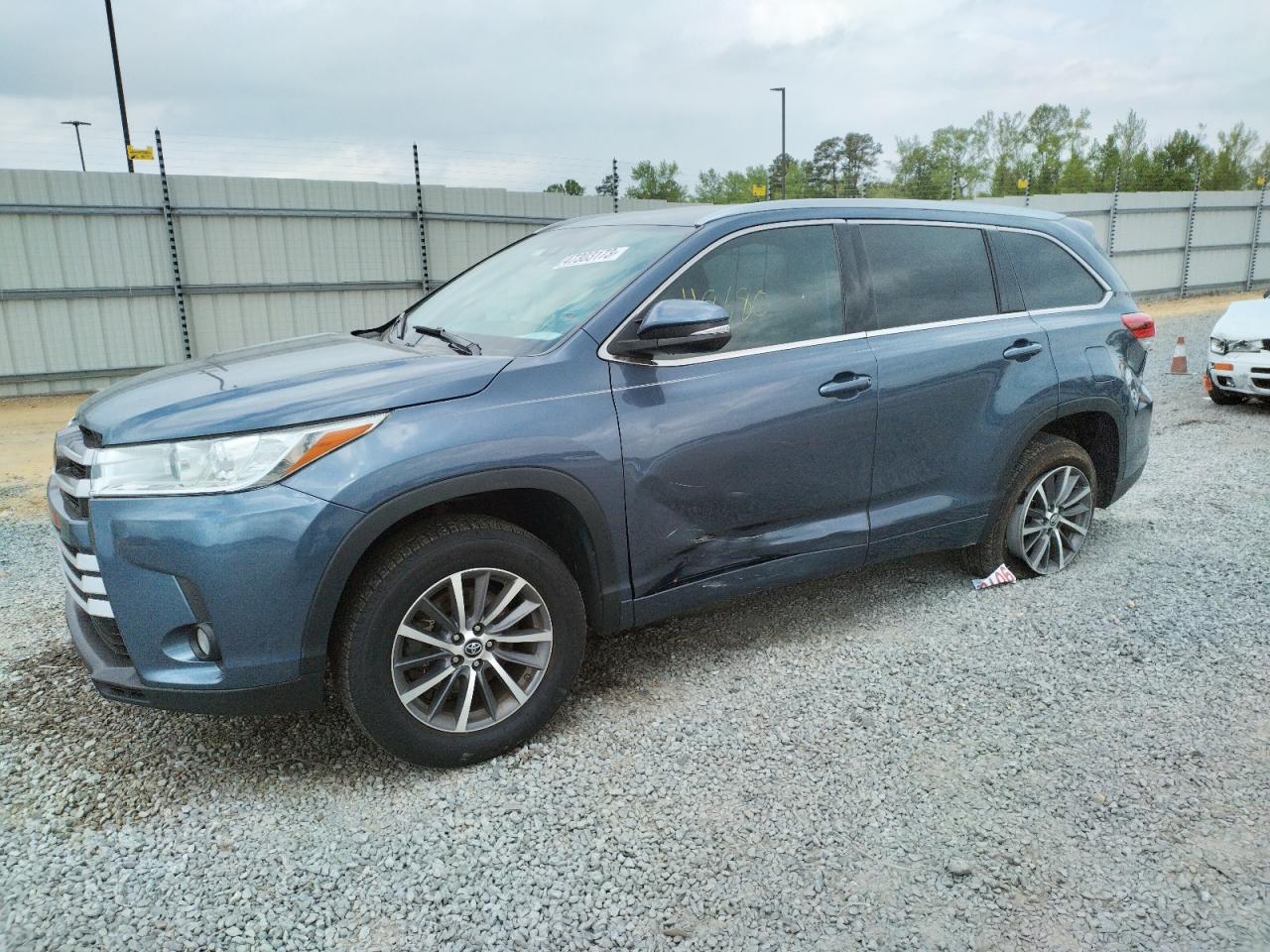 Toyota Highlander 2017