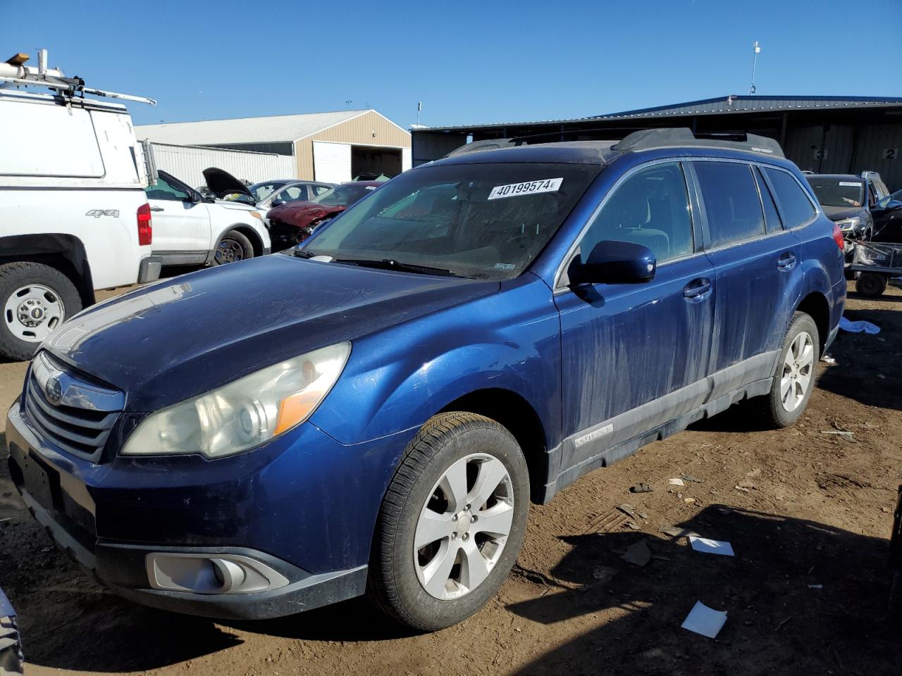 SUBARU OUTBACK 2. 2010