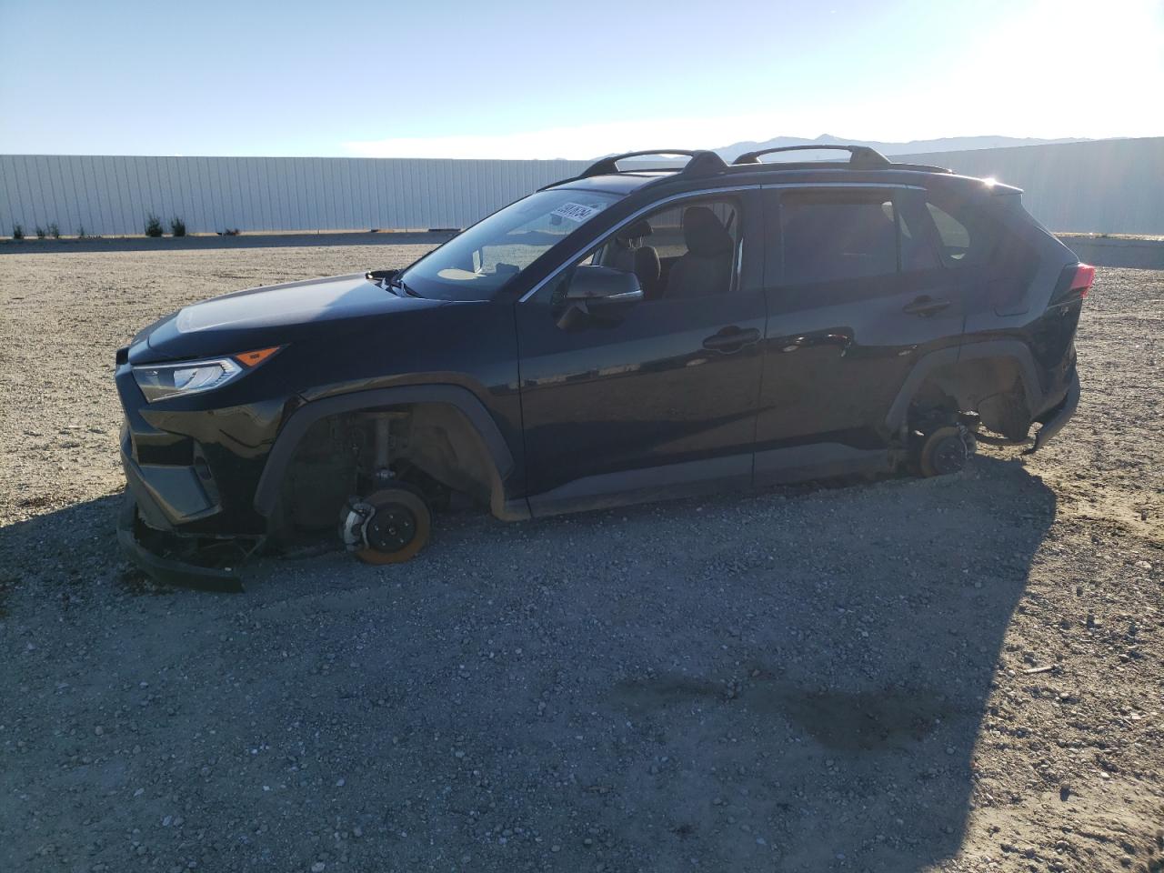 TOYOTA RAV4 XLE 2020