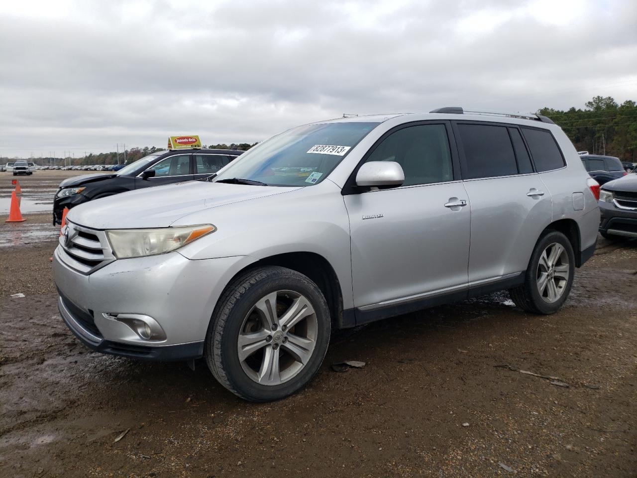TOYOTA HIGHLANDER 2011