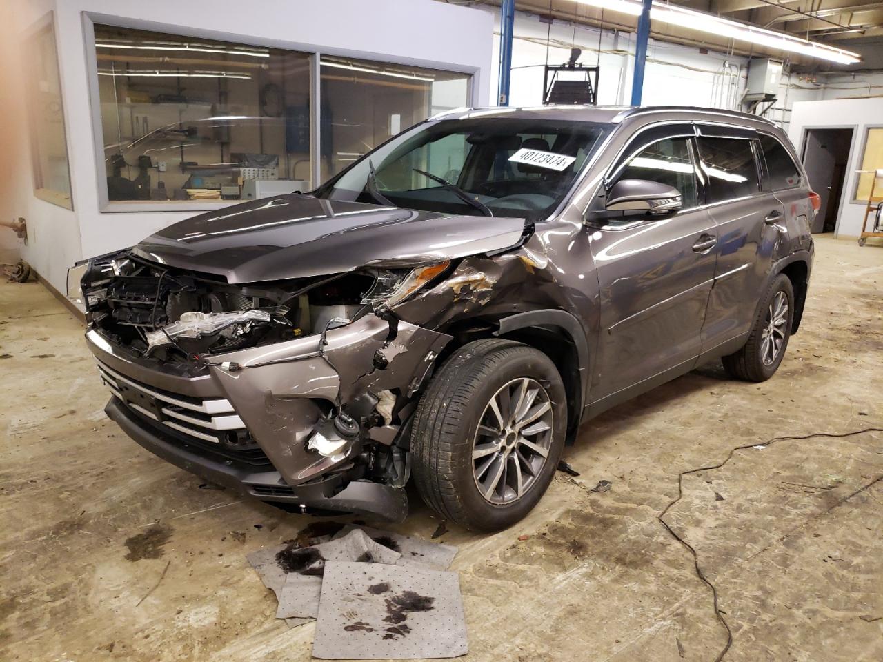 TOYOTA Highlander 2019