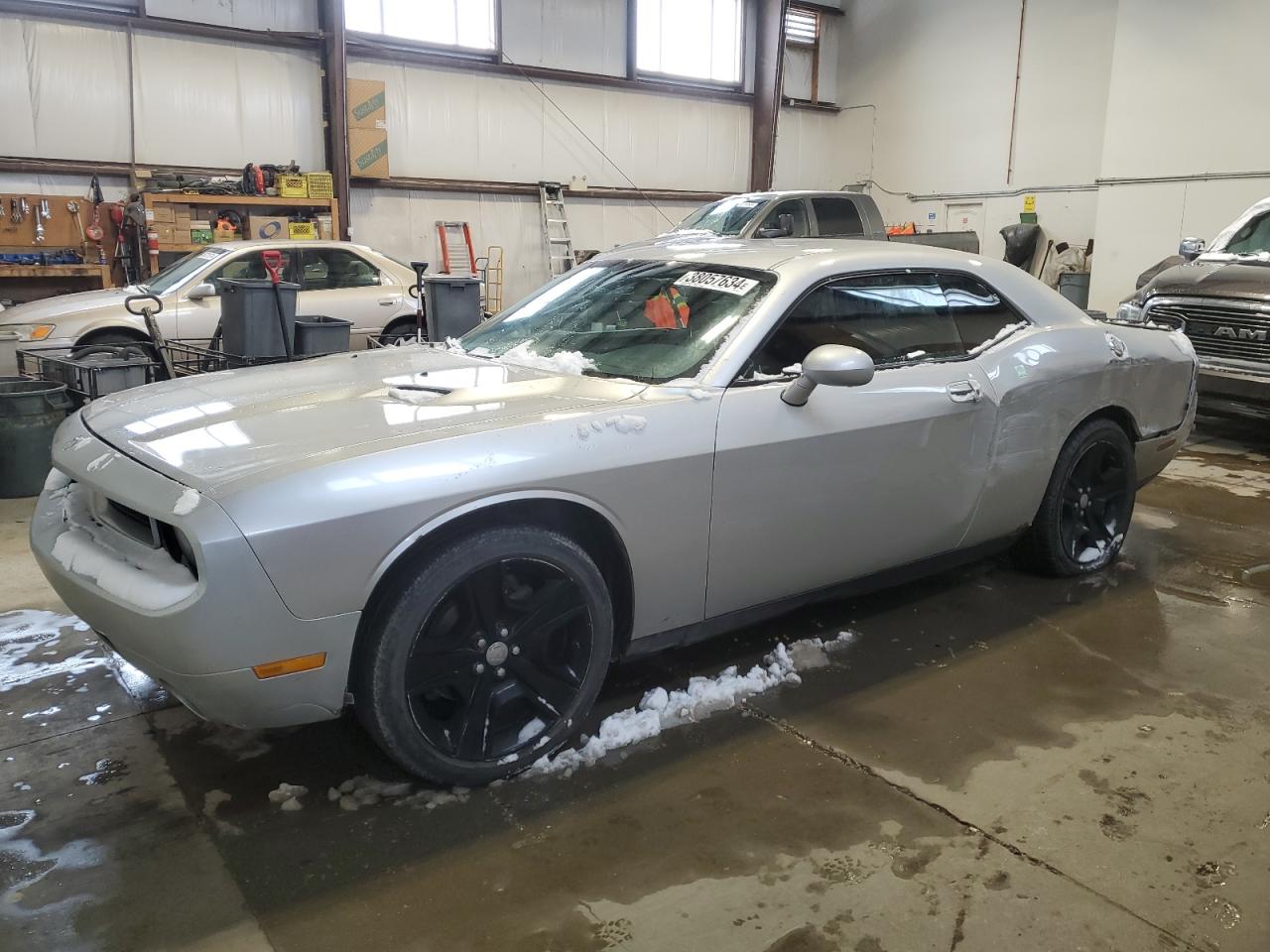 DODGE CHALLENGER 2010
