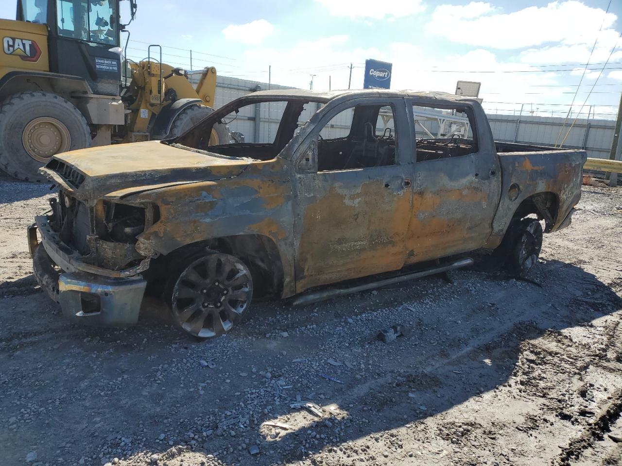 TOYOTA TUNDRA CRE 2014