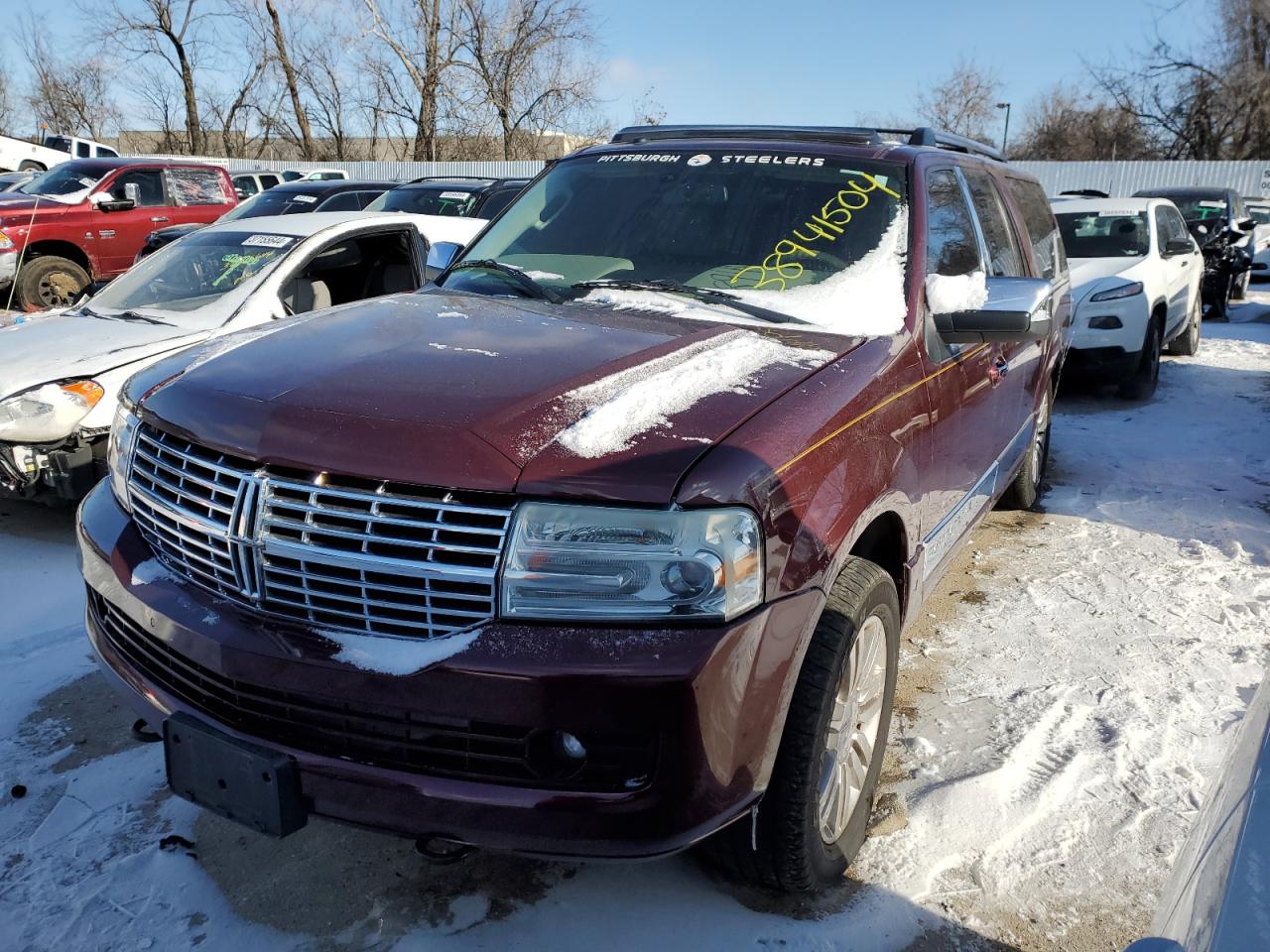 LINCOLN NAVIGATOR 2011