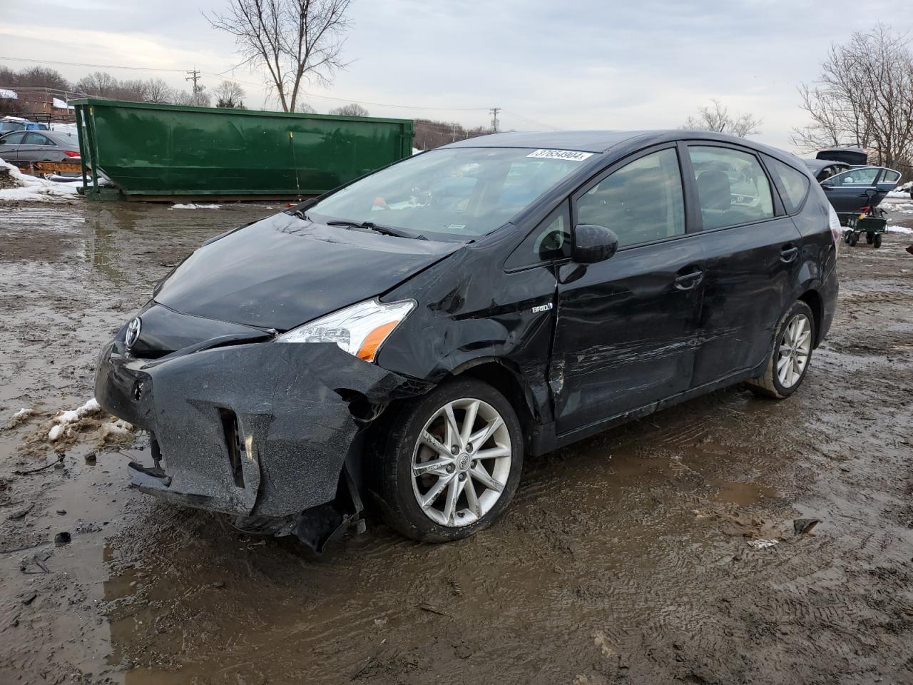 TOYOTA PRIUS V 2014