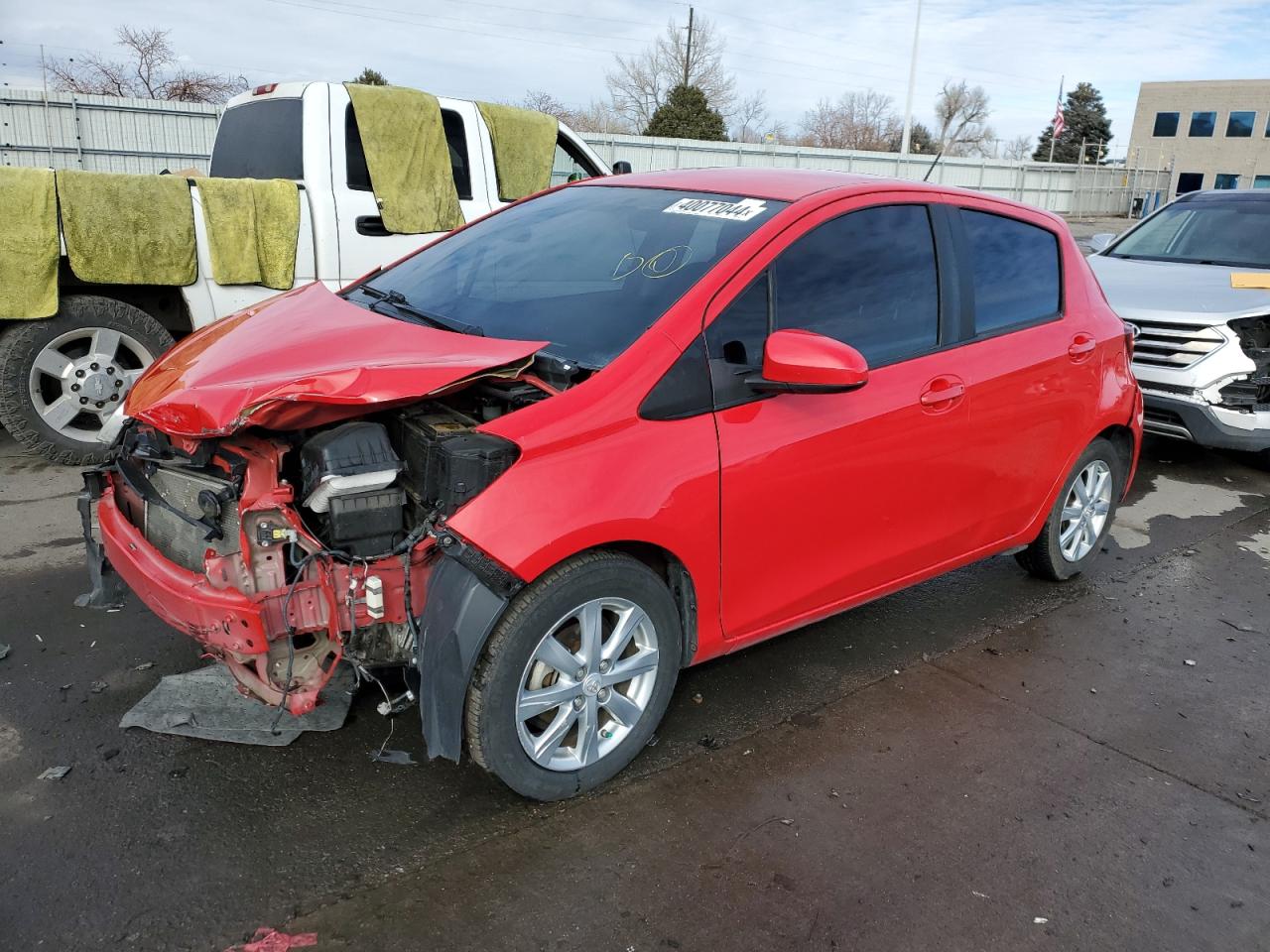 TOYOTA YARIS 2015