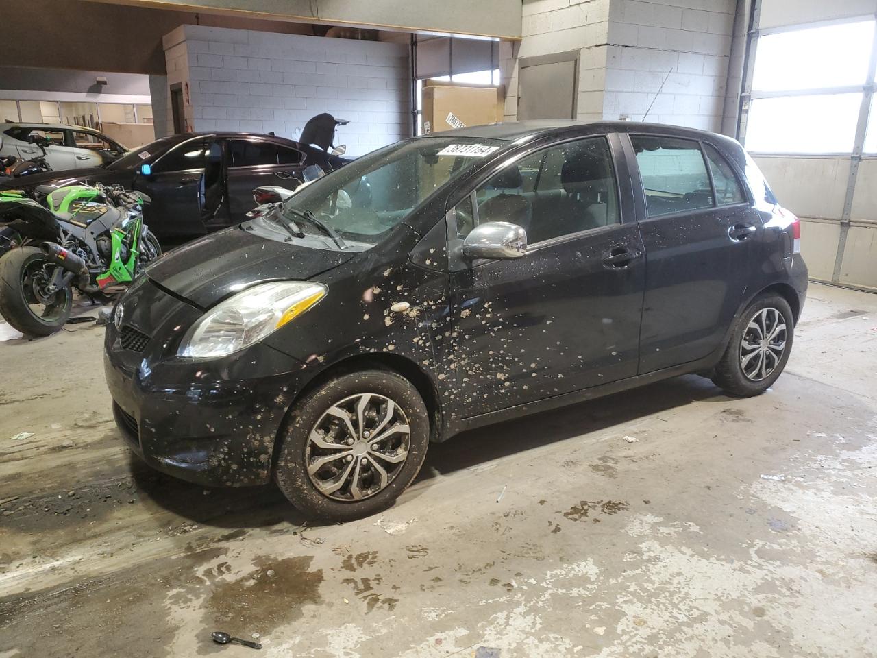 TOYOTA YARIS 2011