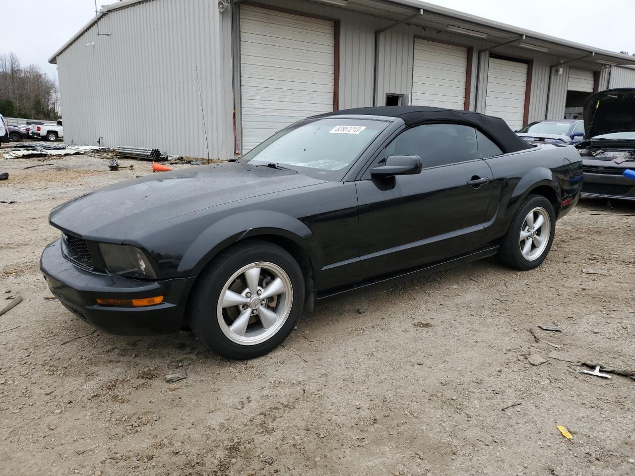 FORD MUSTANG 2005