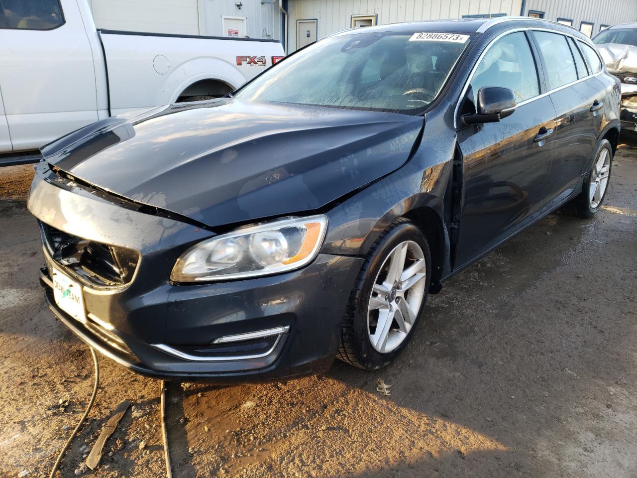 VOLVO V60 PREMIE 2015
