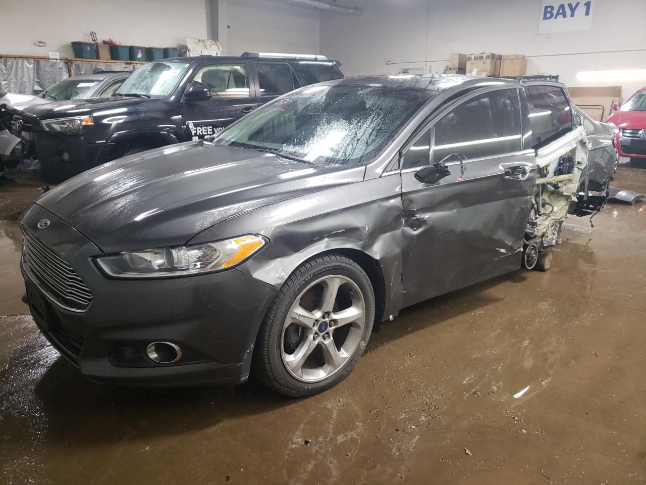 FORD FUSION 2015