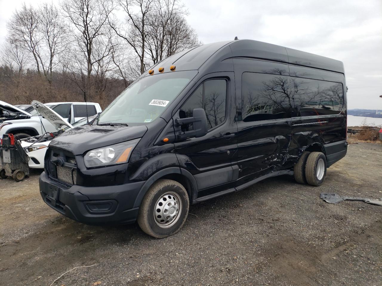FORD TRANSIT 2022