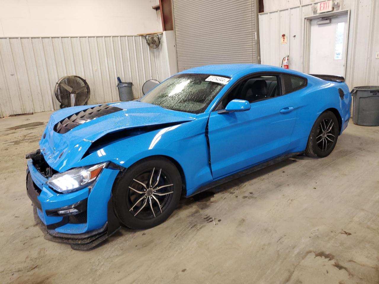 FORD MUSTANG 2017