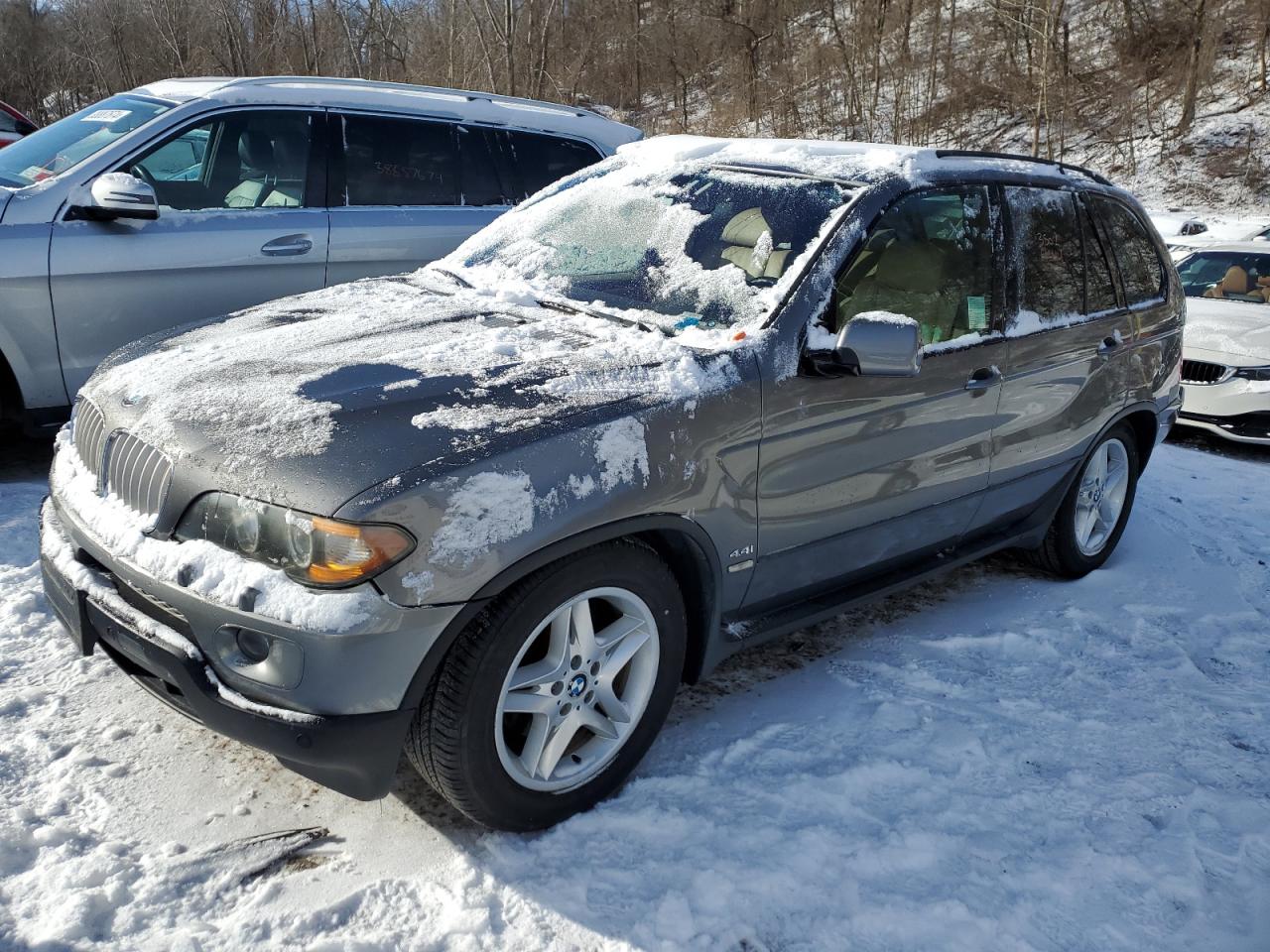 BMW X5 4.4I 2004