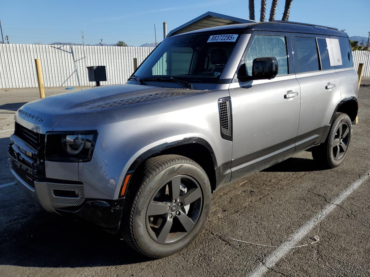 LAND ROVER DEFENDER 1 2023