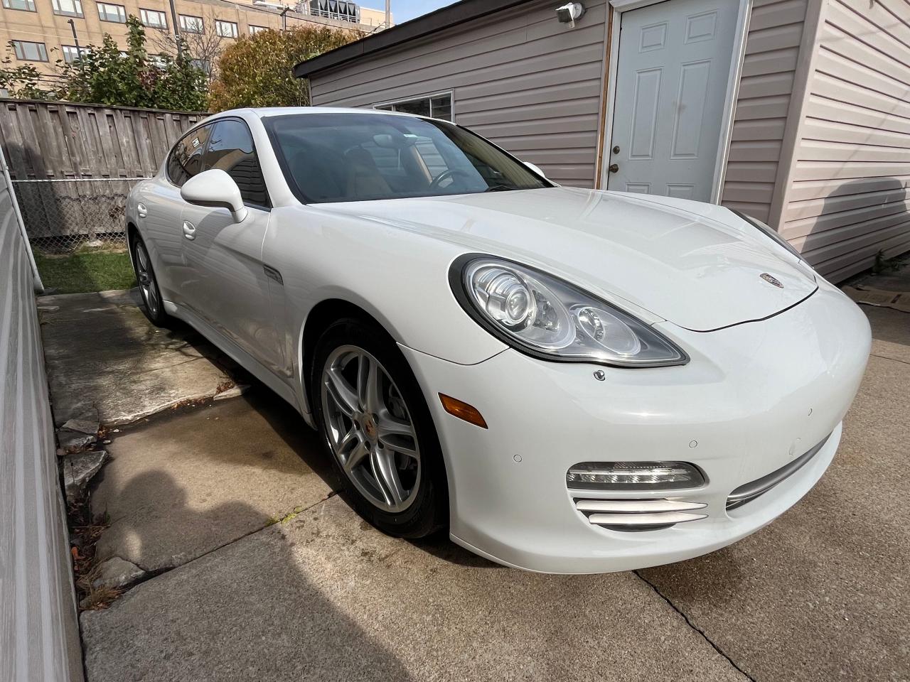 PORSCHE PANAMERA 2 2013