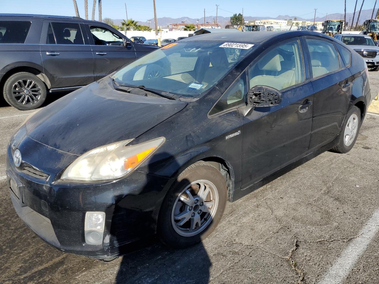 TOYOTA PRIUS 2011