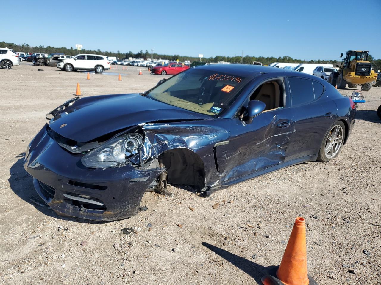 PORSCHE PANAMERA 2 2015