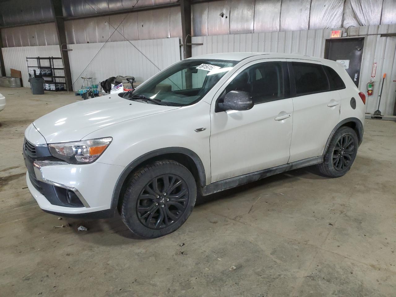 MITSUBISHI OUTLANDER 2017