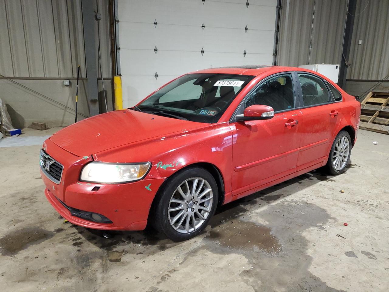 VOLVO S40 2.4I 2010