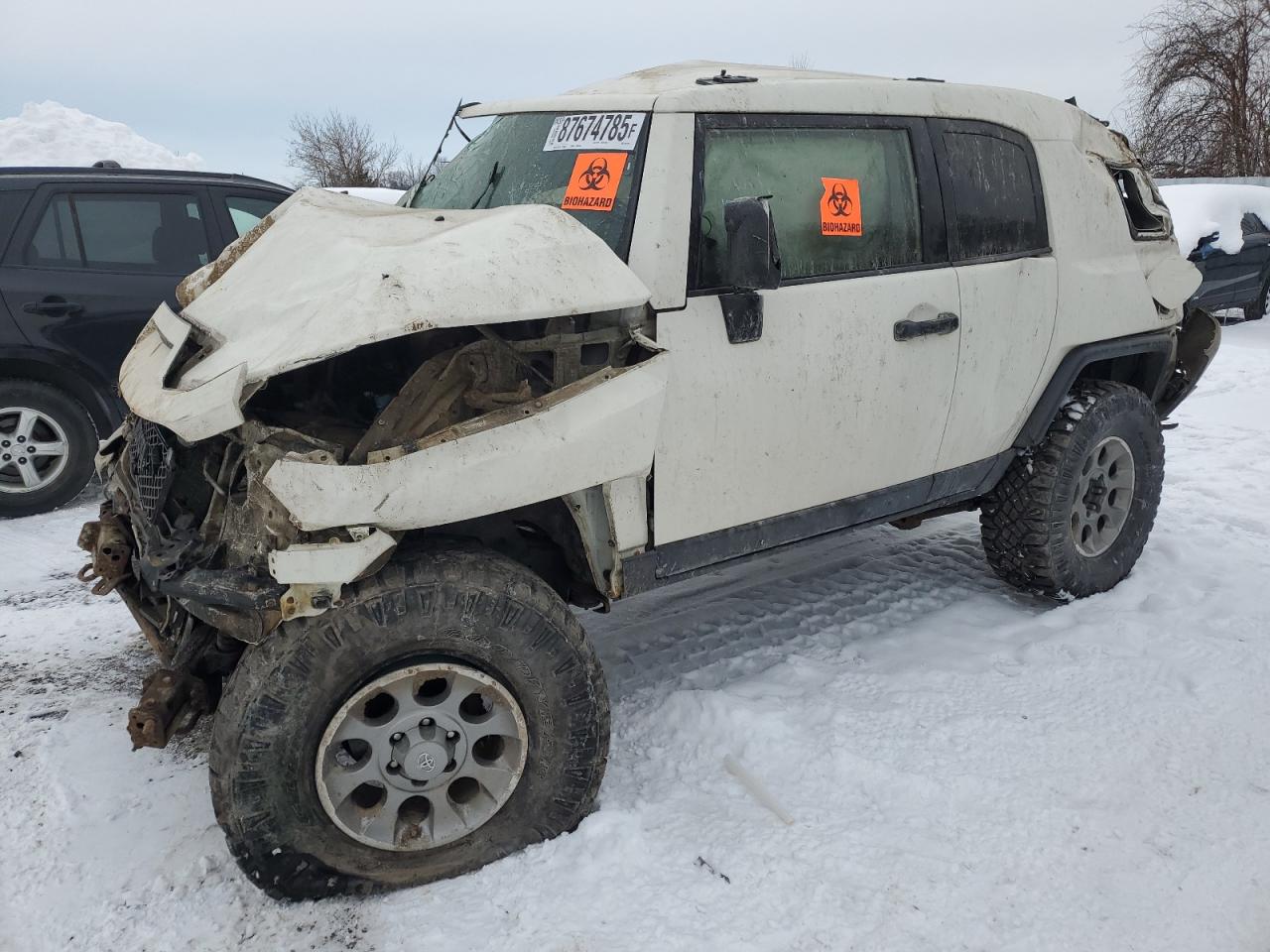 TOYOTA FJ CRUISER 2011