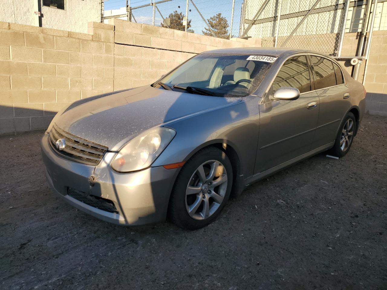INFINITI G35 2005