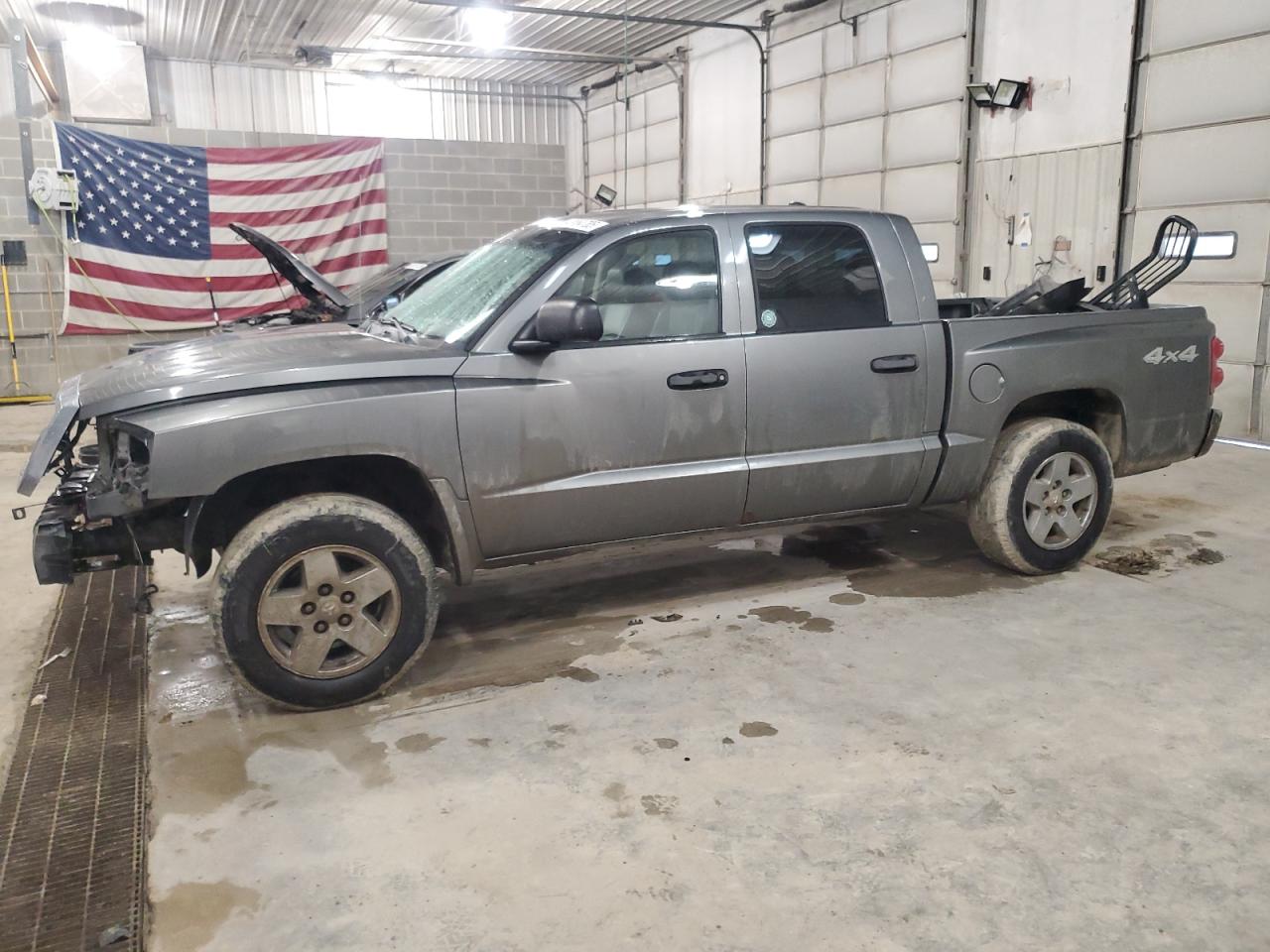 DODGE DAKOTA QUA 2005