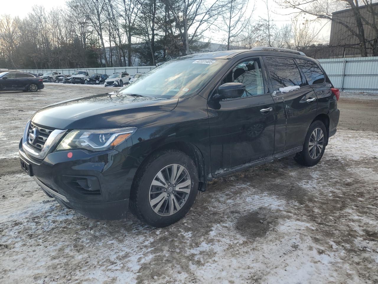 NISSAN PATHFINDER 2020