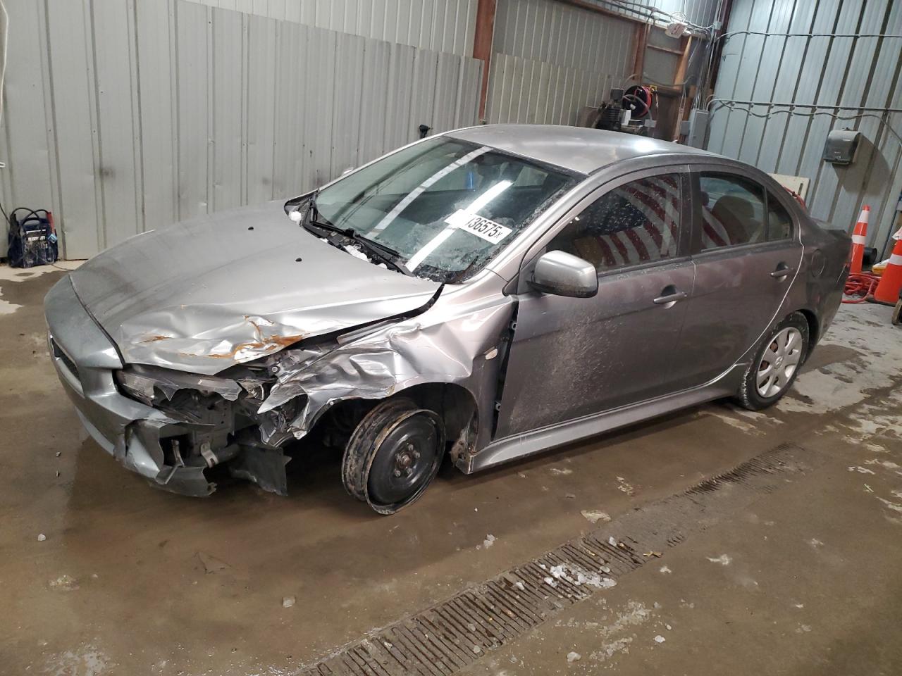 MITSUBISHI LANCER ES/ 2013