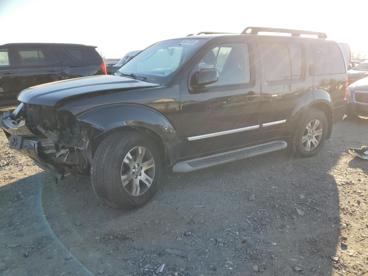 NISSAN PATHFINDER 2012