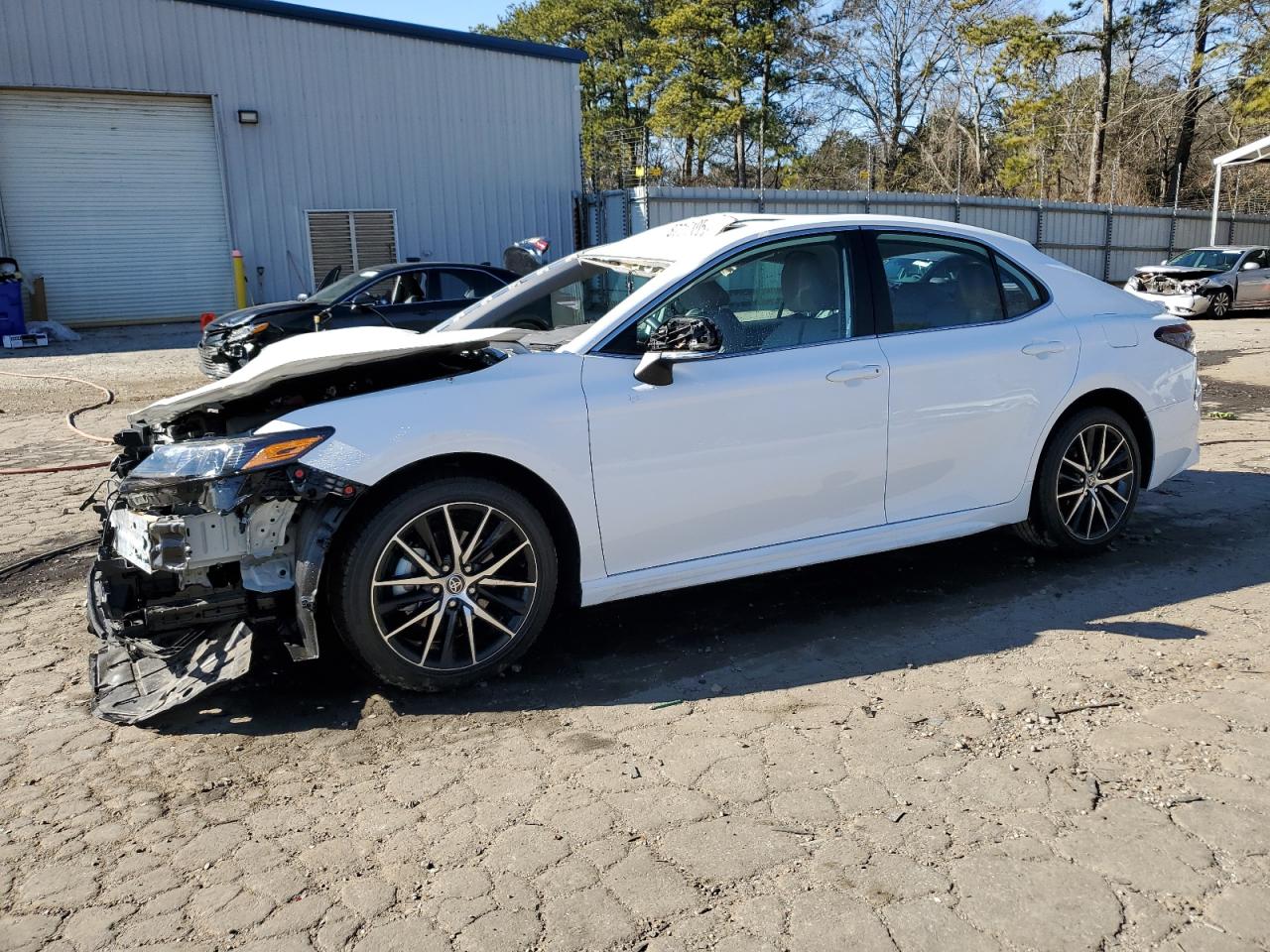 TOYOTA CAMRY SE N 2023