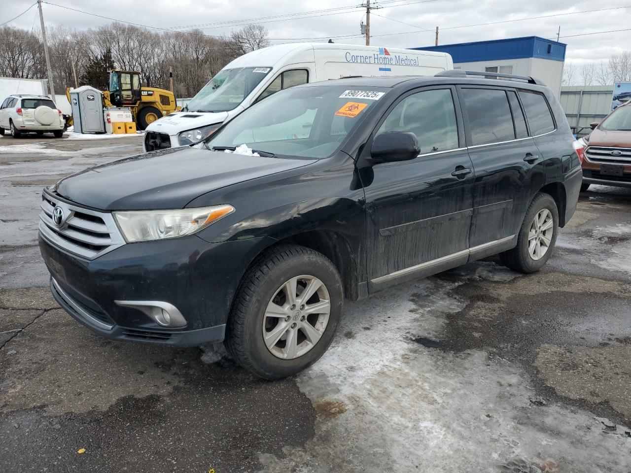 TOYOTA HIGHLANDER 2011