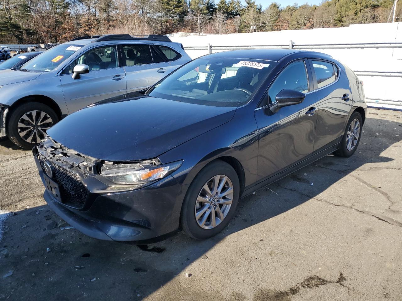 MAZDA 3 2022