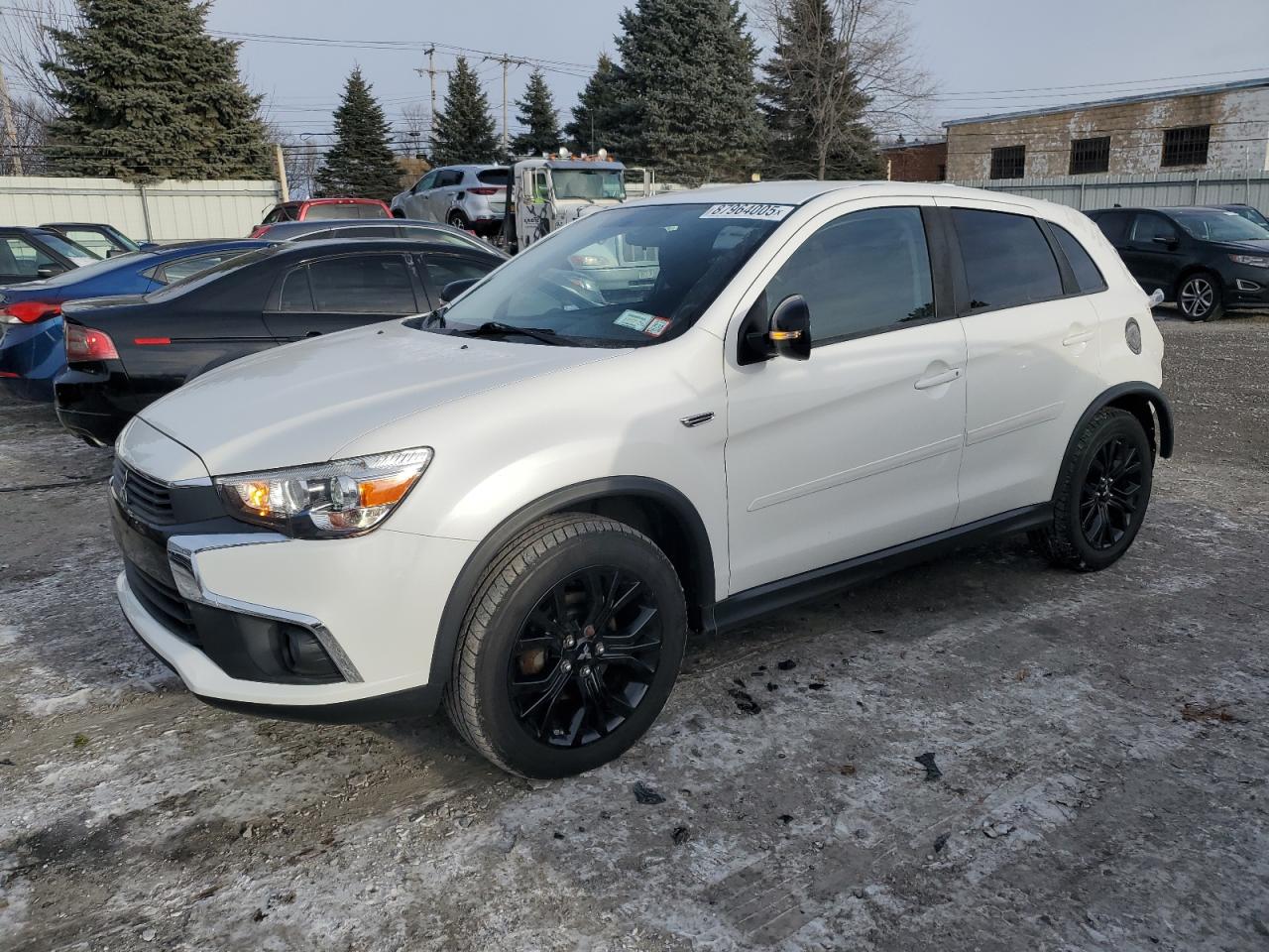 MITSUBISHI OUTLANDER 2017