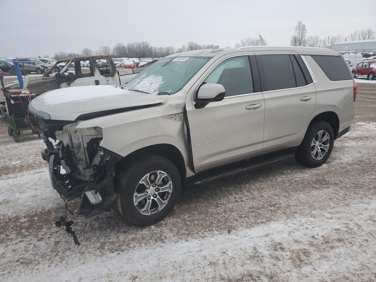 GMC YUKON SLE 2022