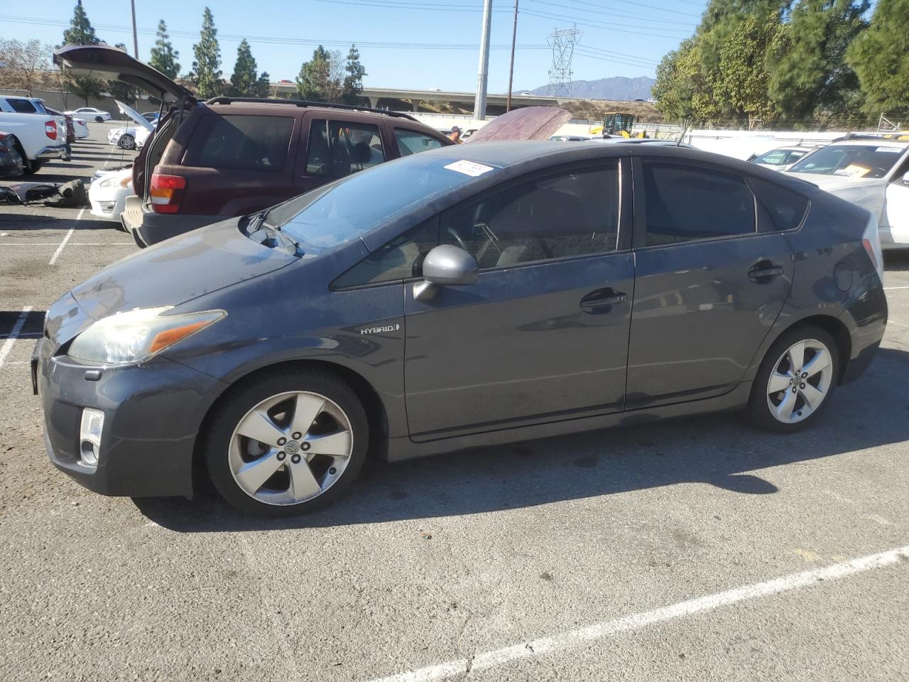TOYOTA PRIUS 2011