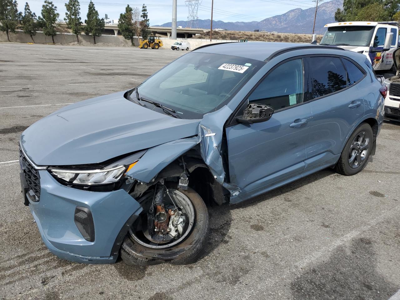 FORD ESCAPE ST 2023