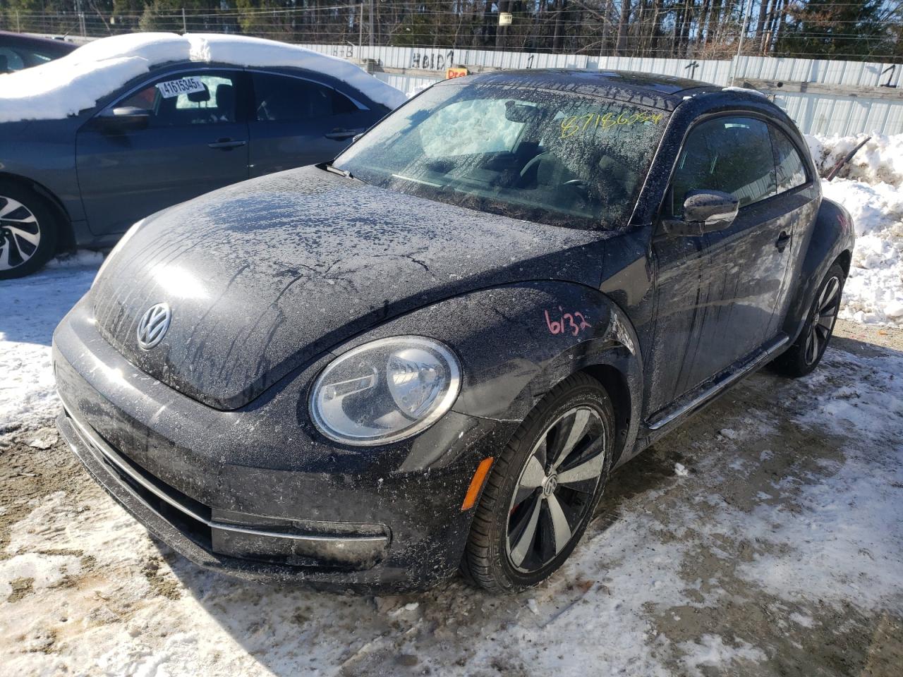 VOLKSWAGEN BEETLE TUR 2013