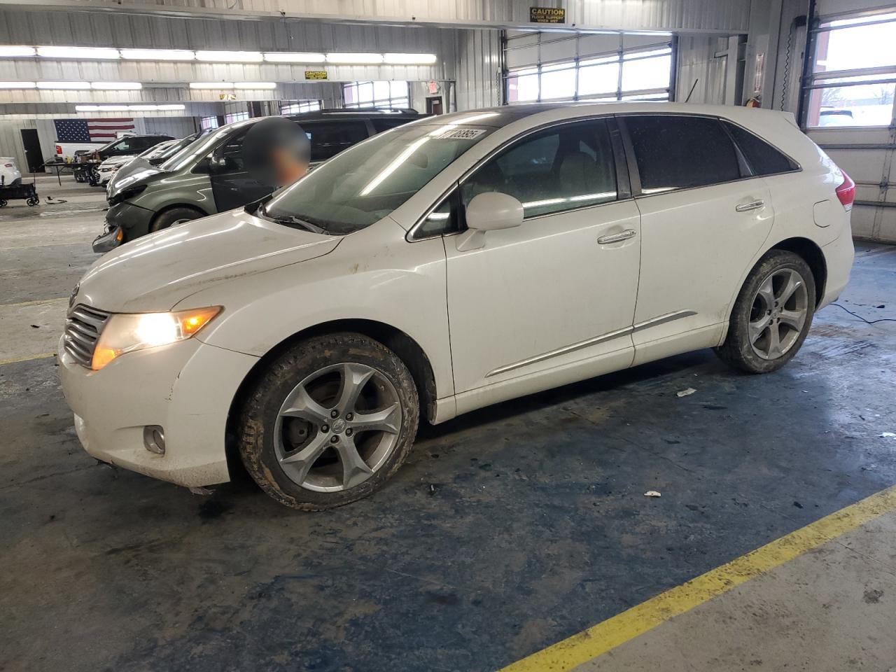 TOYOTA VENZA 2011