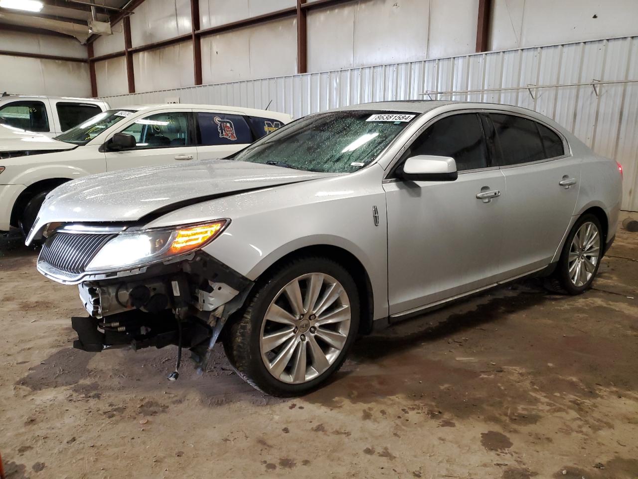 LINCOLN MKS 2015