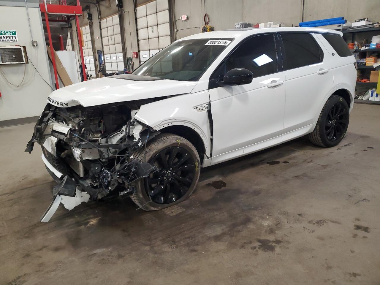 LAND ROVER DISCOVERY 2022