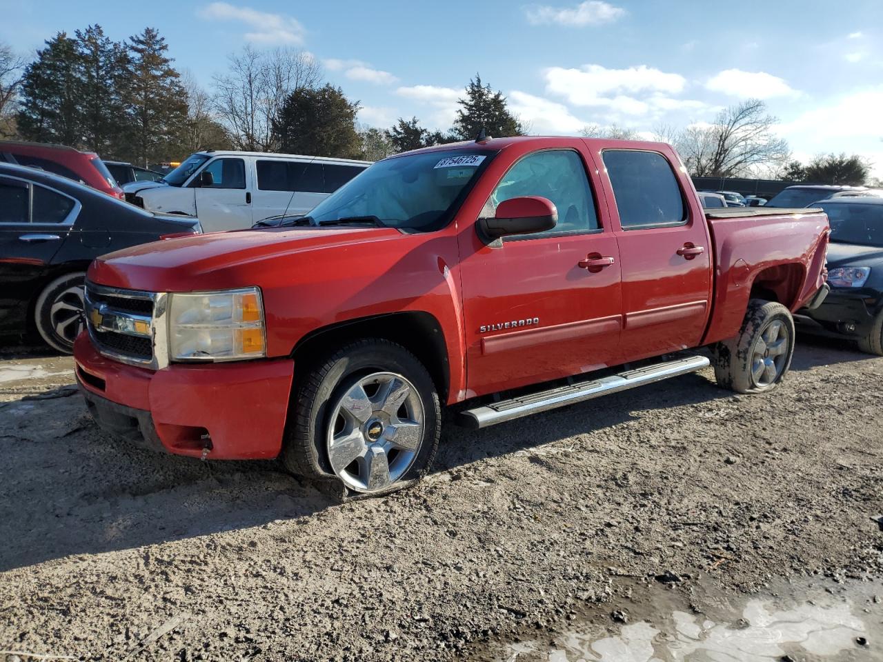 CHEVROLET SILVERADO 2011
