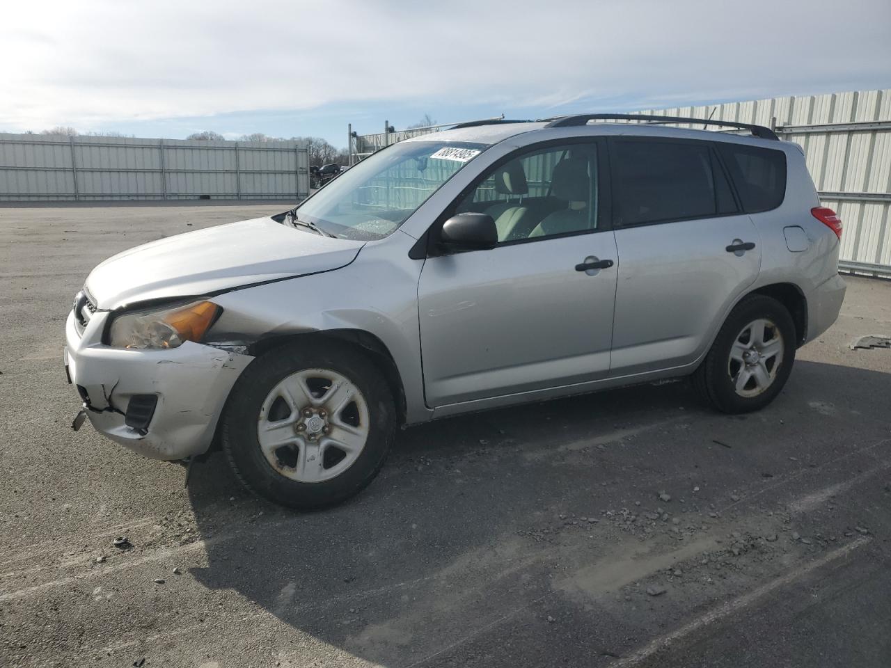 TOYOTA RAV4 2011
