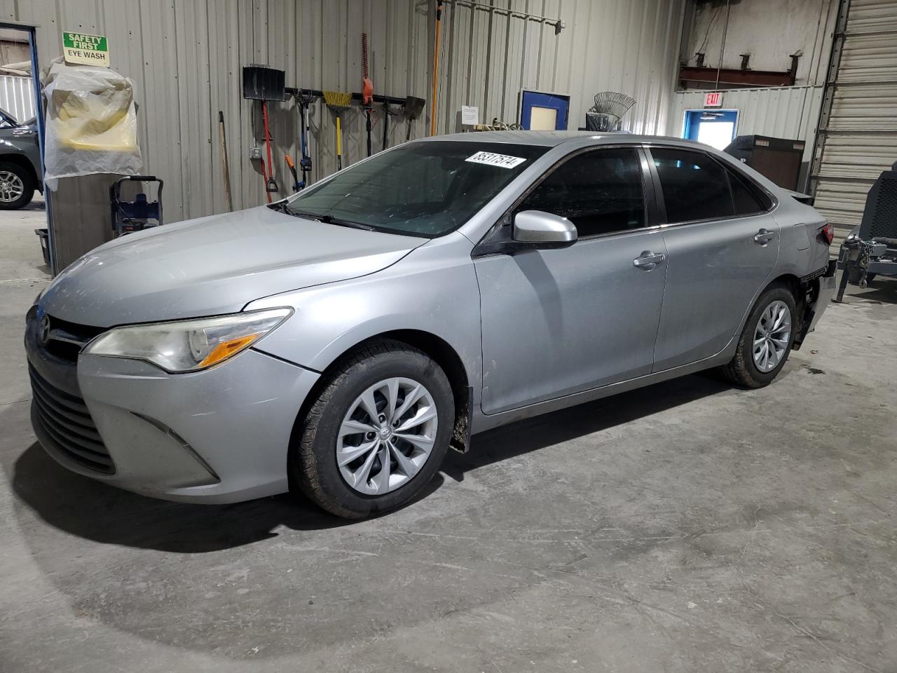 TOYOTA CAMRY LE 2016