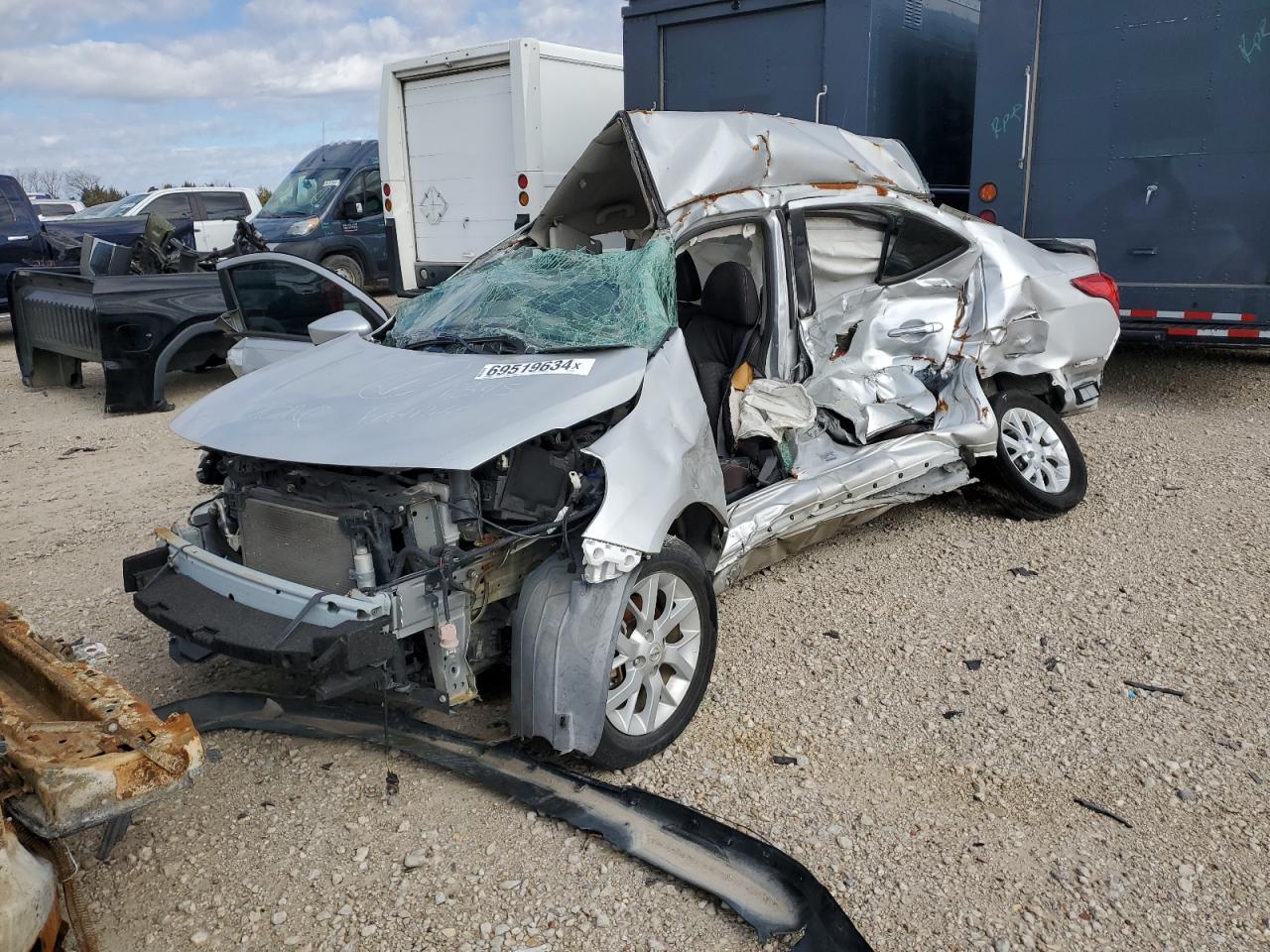 NISSAN VERSA S 2018