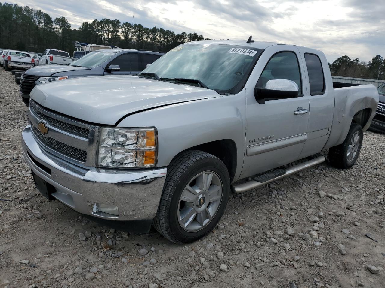 CHEVROLET SILVERADO 2013