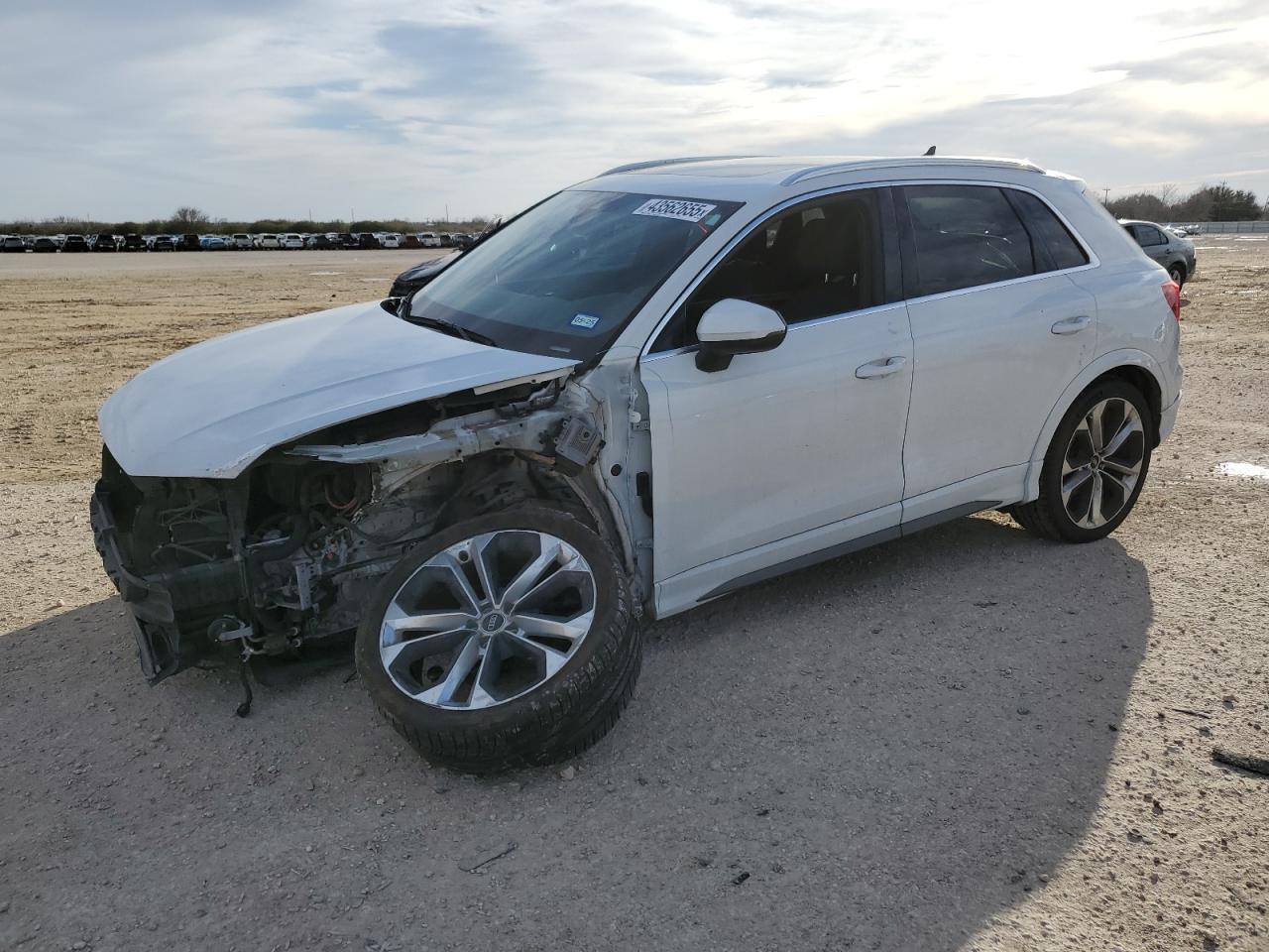 AUDI Q3 PREMIUM 2021