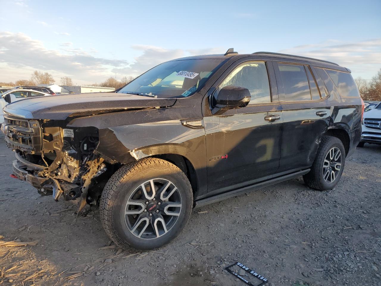 GMC YUKON AT4 2023