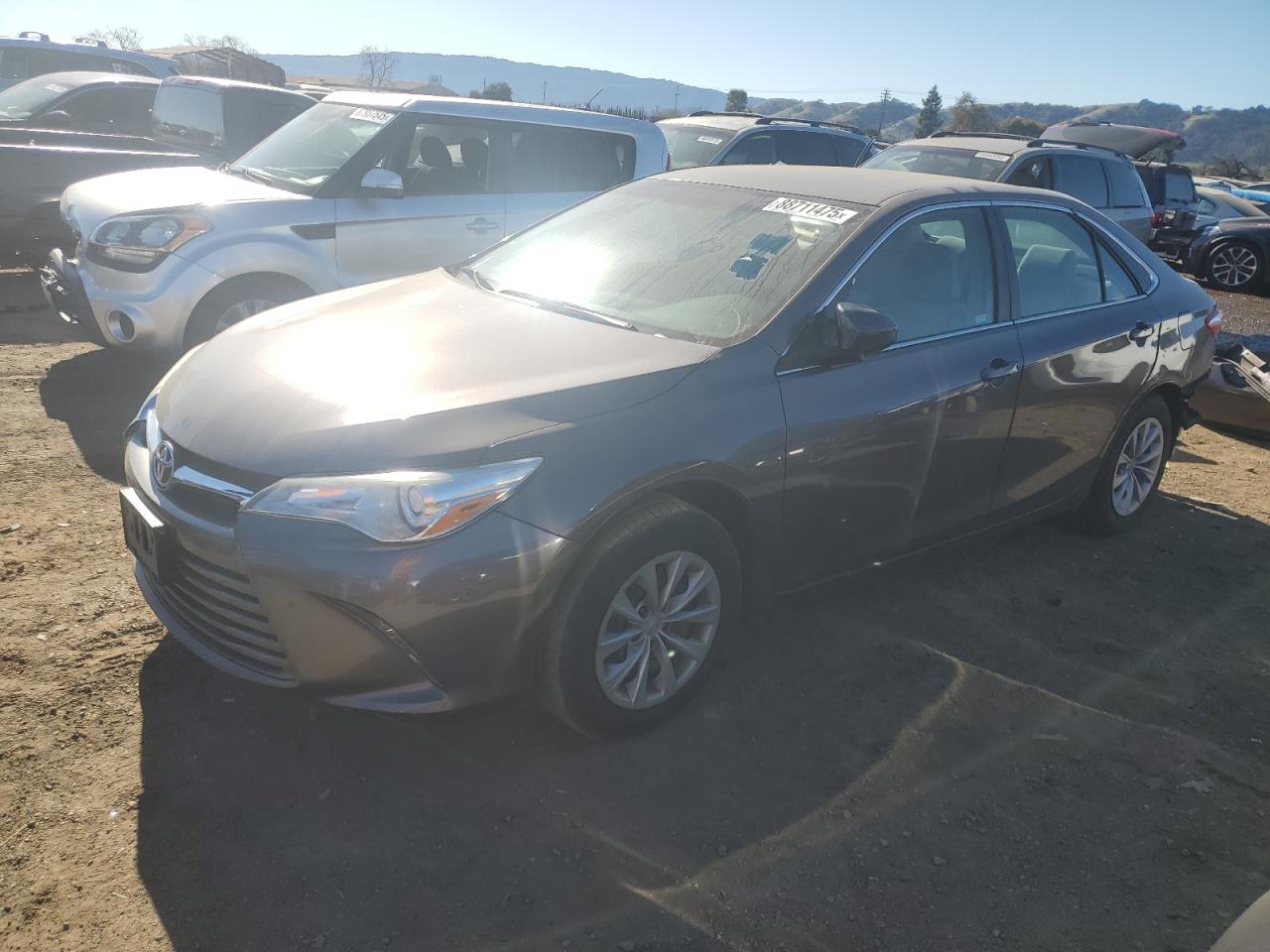 TOYOTA CAMRY LE 2016